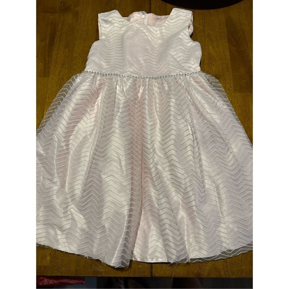 Blossom USA Baby Girls Light Pink Dress with Rhinestones and Waist Tie Size 24 M